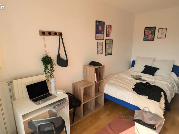 Chambre 1 pièce 10 m²