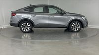 Renault Arkana 1.6 E-Tech hybride 145ch Equilibre -22 — photo 4