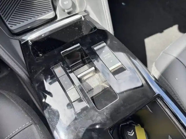 Citroën C4 puretech 130 eat8 — photo 14