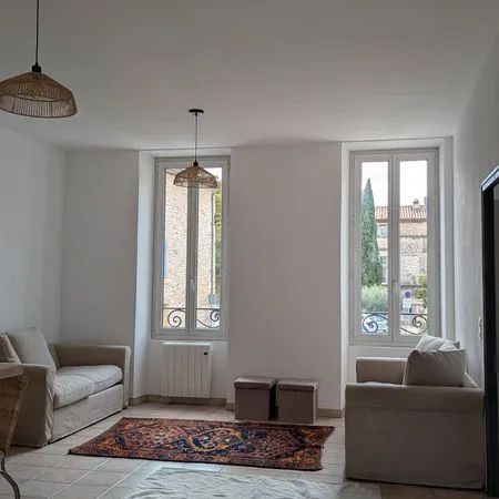 Bel appartement lumineux terrasse face au chateau