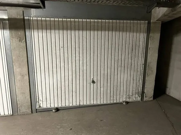 Parking 16 m²