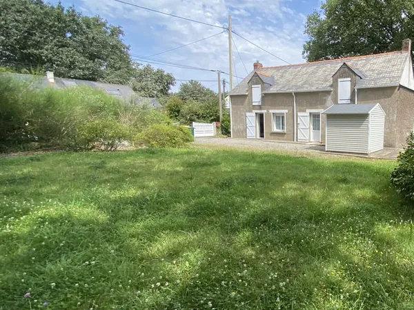 Maison 45m2 - 1ch, bureau - dépendances 22,50m2 - combles am