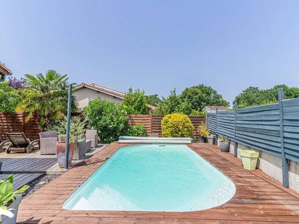 Maison de plain-pied 5 pièces 92 m²
