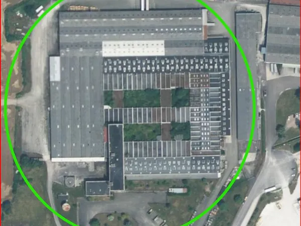 Locations divers surfaces dans batiment industriel