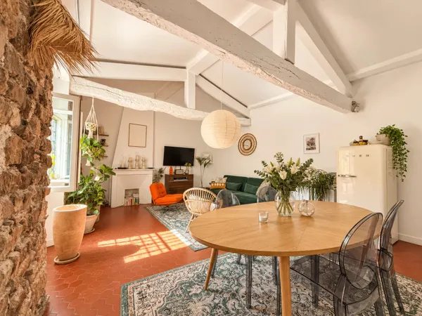 EXCLUSIVITÉ – APPARTEMENT DE CHARME 85 M² – FRÉJUS CENTRE