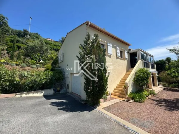 Villa 4 pièces 130 m²