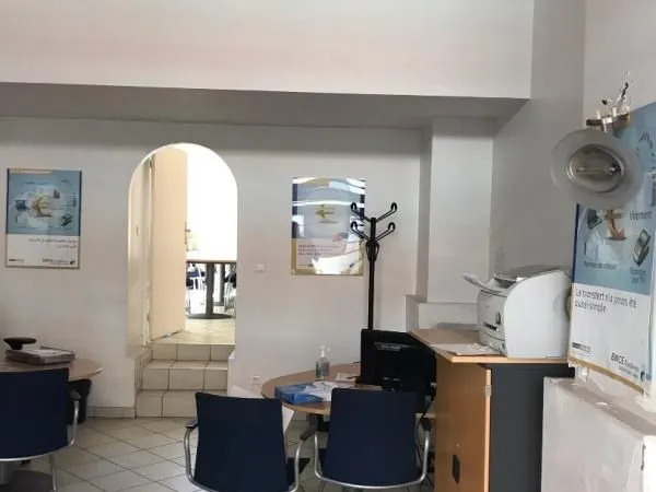 Local d'activité 105 m²