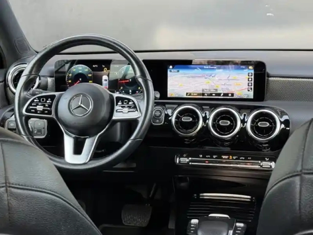 Mercedes Classe A 180 d progressive line /177 — photo 3