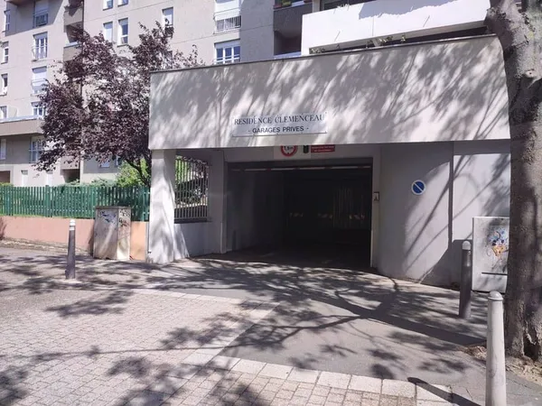 Parking 9 m²