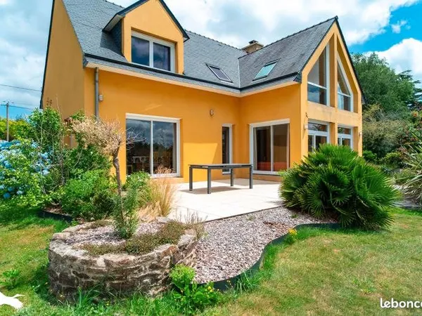 Maison 6 pièces 160 m²