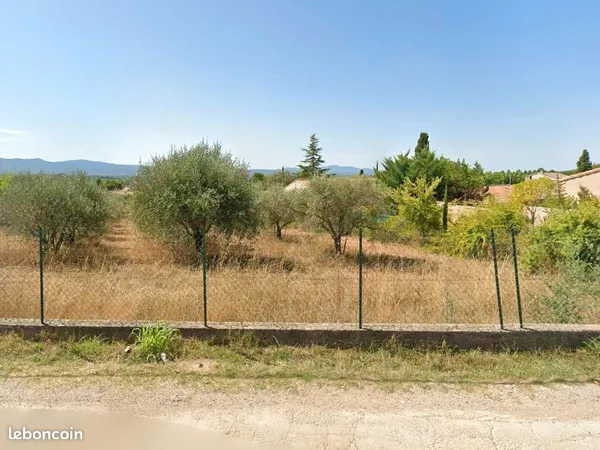 Terrain 446 m² Pourrieres