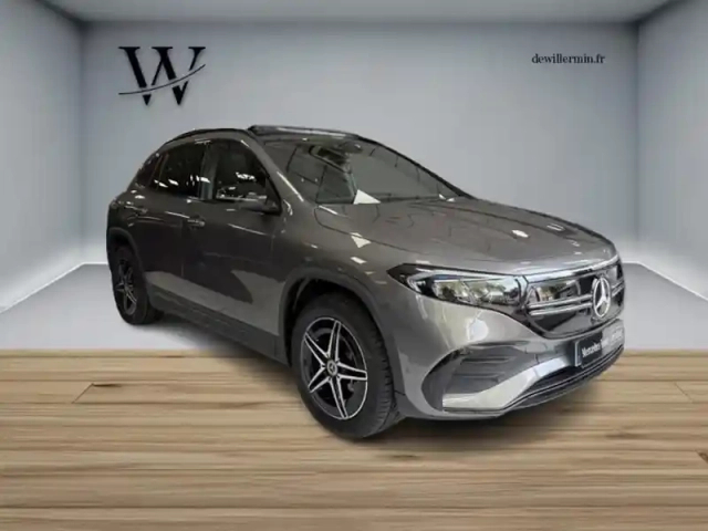 Mercedes Eqa 250+ amg line — photo 7