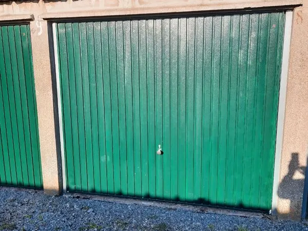 Garage à louer