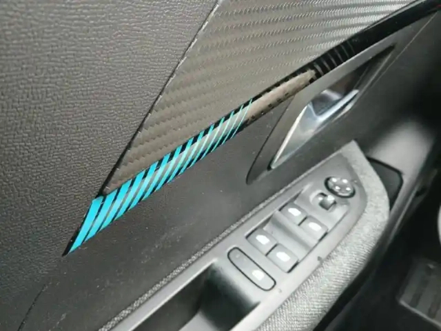 Peugeot 208 puretech 75 s&amp;s bvm5 style — photo 10