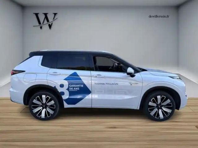 Mitsubishi Outlander 2.4 mivec phev 306 4wd instyle — photo 29