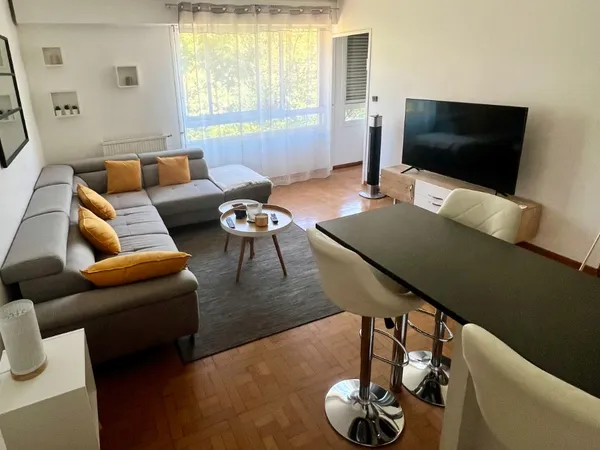 Vends appartement TYPE 2 grand standing- Rue Lord Duveen 13008