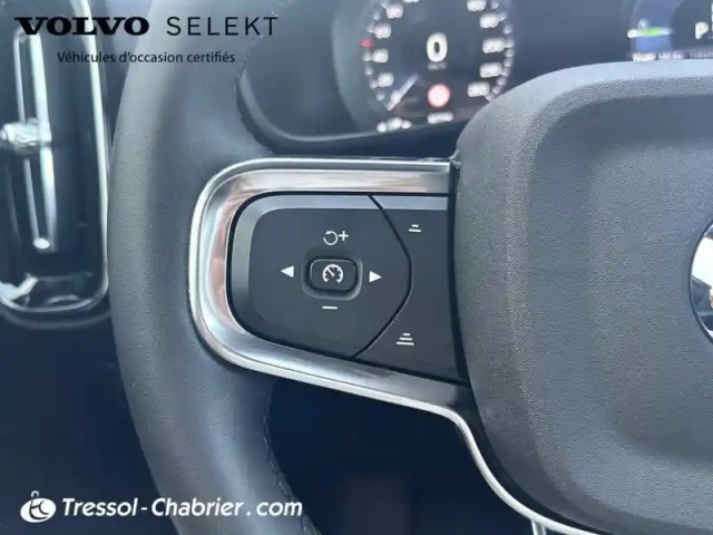 Volvo Xc40 t4 recharge 129+82 ch dct7 ultimate — photo 19