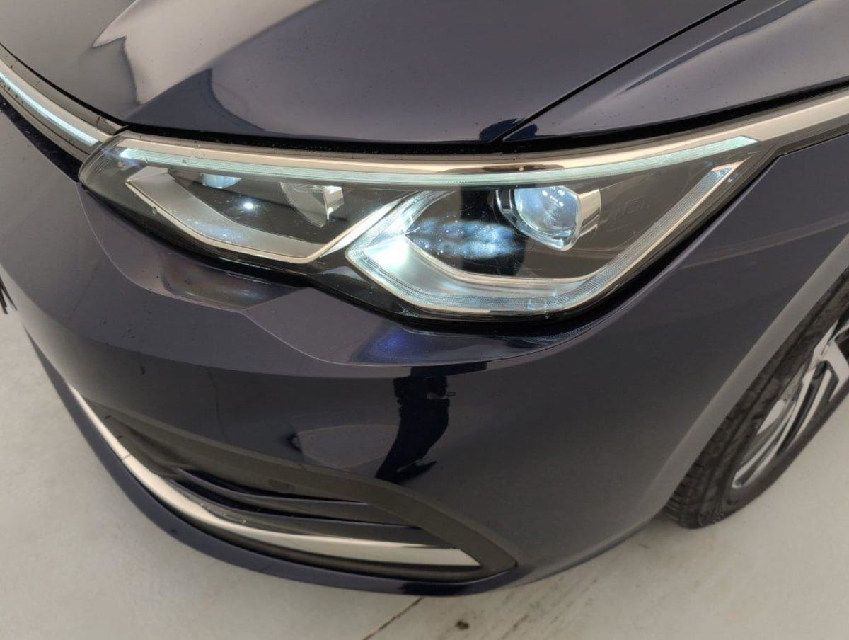 Volkswagen Golf 8 — photo 20