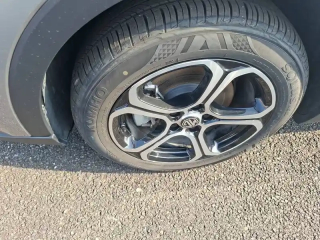 Mg Zs 1.5 l hybrid+ 197 ch — photo 28