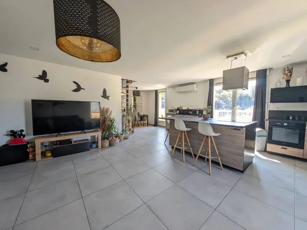 Appartement 5 pièces 104 m²