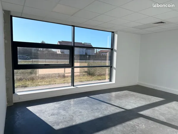 Bureaux à louer - Longueau - 144m²