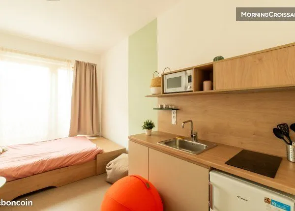 Studio 1 pièce 19 m²