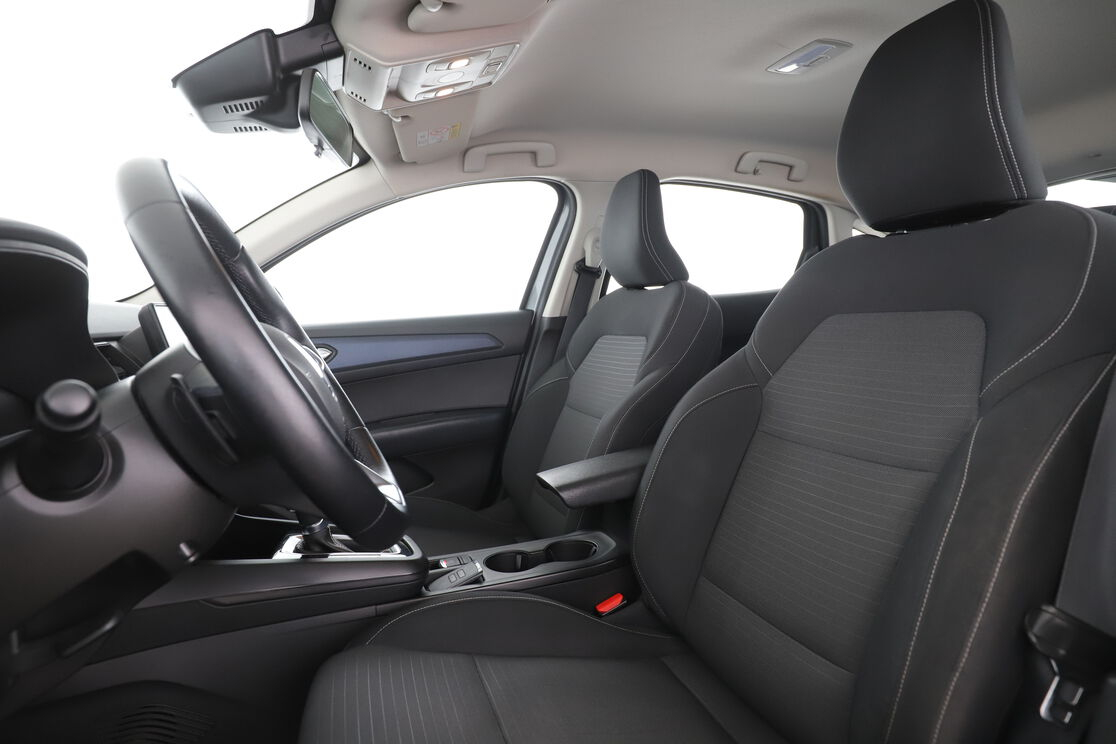 Renault Arkana 1.3 TCe Zen EDC — photo 9
