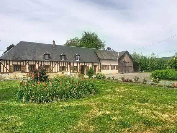 Maison normande 5 pièces à vendre à Aubry le Panthou - 235 000 €