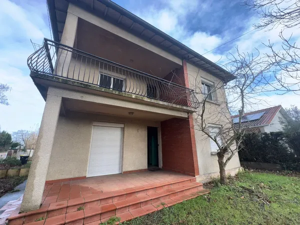 Maison T8 de 174m2 à Rouffiac-Tolosan découpé en deux appart