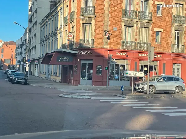 Bar, restaurant 210 m² TROYES