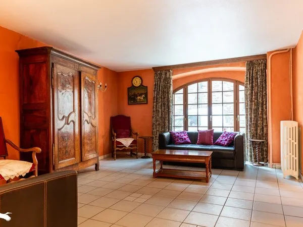 Maison 7 pièces 276 m²