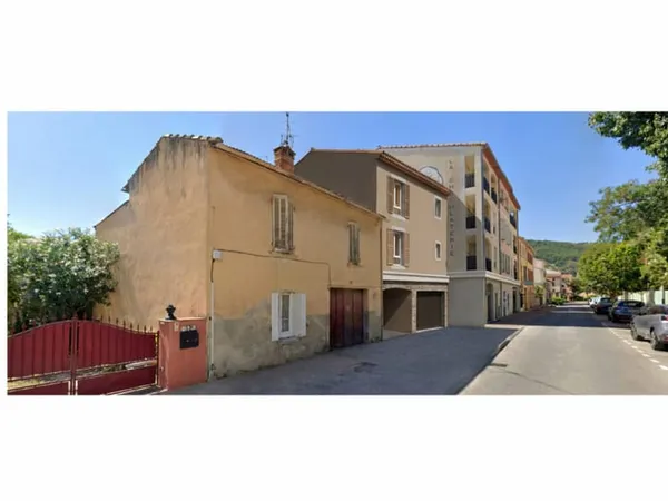 Terrain avec permis centre ville