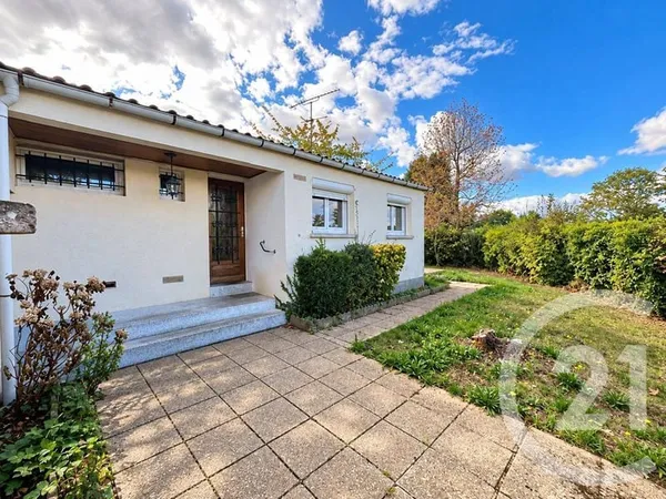 Maison de plain-pied 5 pièces 91 m²