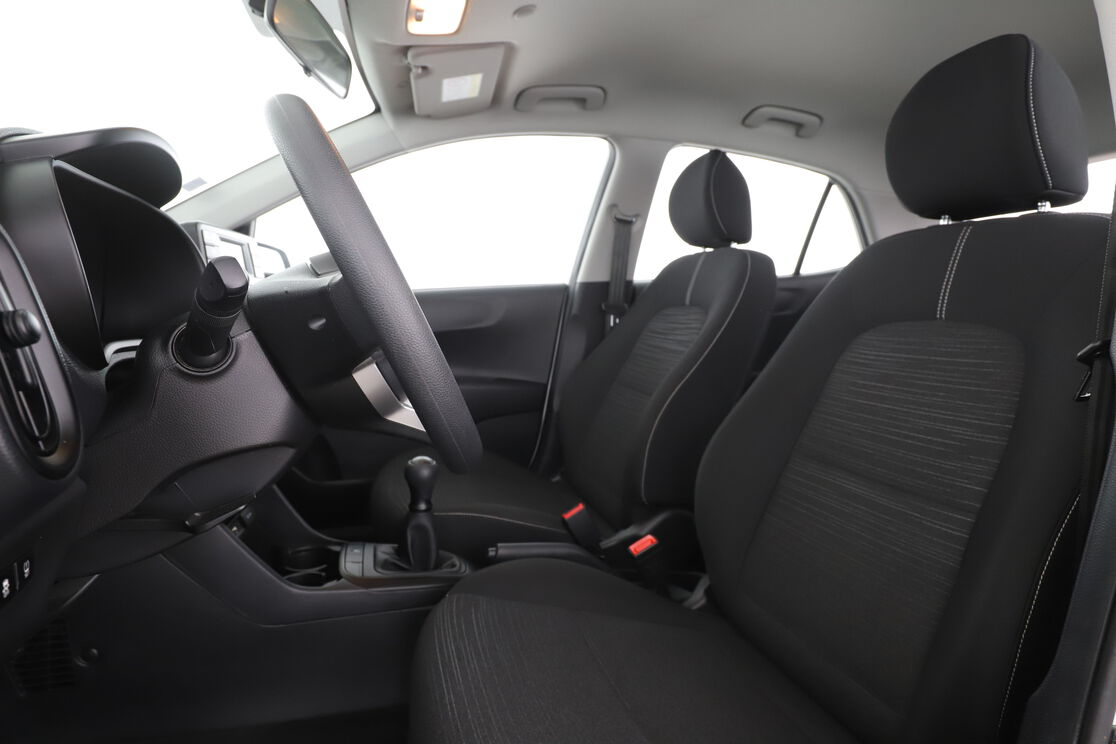 Kia Picanto 1.0 Active — photo 9