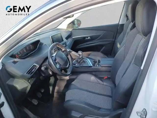 Peugeot 3008 1.2 puretech 130ch s&amp;s bvm6 — photo 9