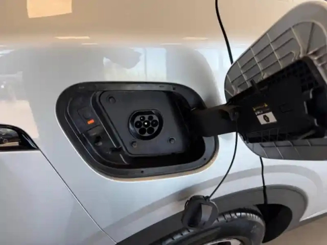Kia Sportage 1.6 t-gdi 245ch phev active bva6 4wd — photo 14