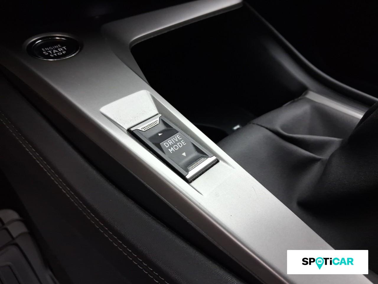 Peugeot 308 1.2 puretech 130ch s&s allure pack — photo 16