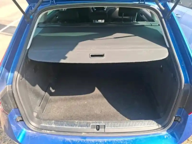 Skoda Superb 2.0 tdi 150 scr dsg7 — photo 4