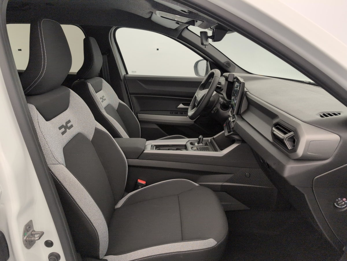 Dacia Bigster — photo 9