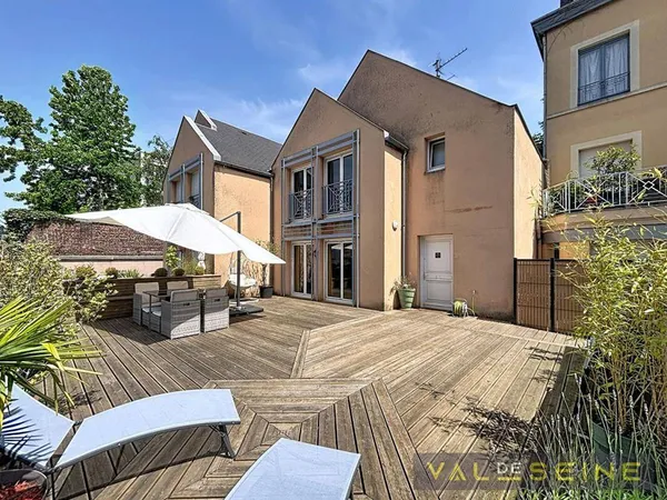 Duplex 5 pièces 112 m²