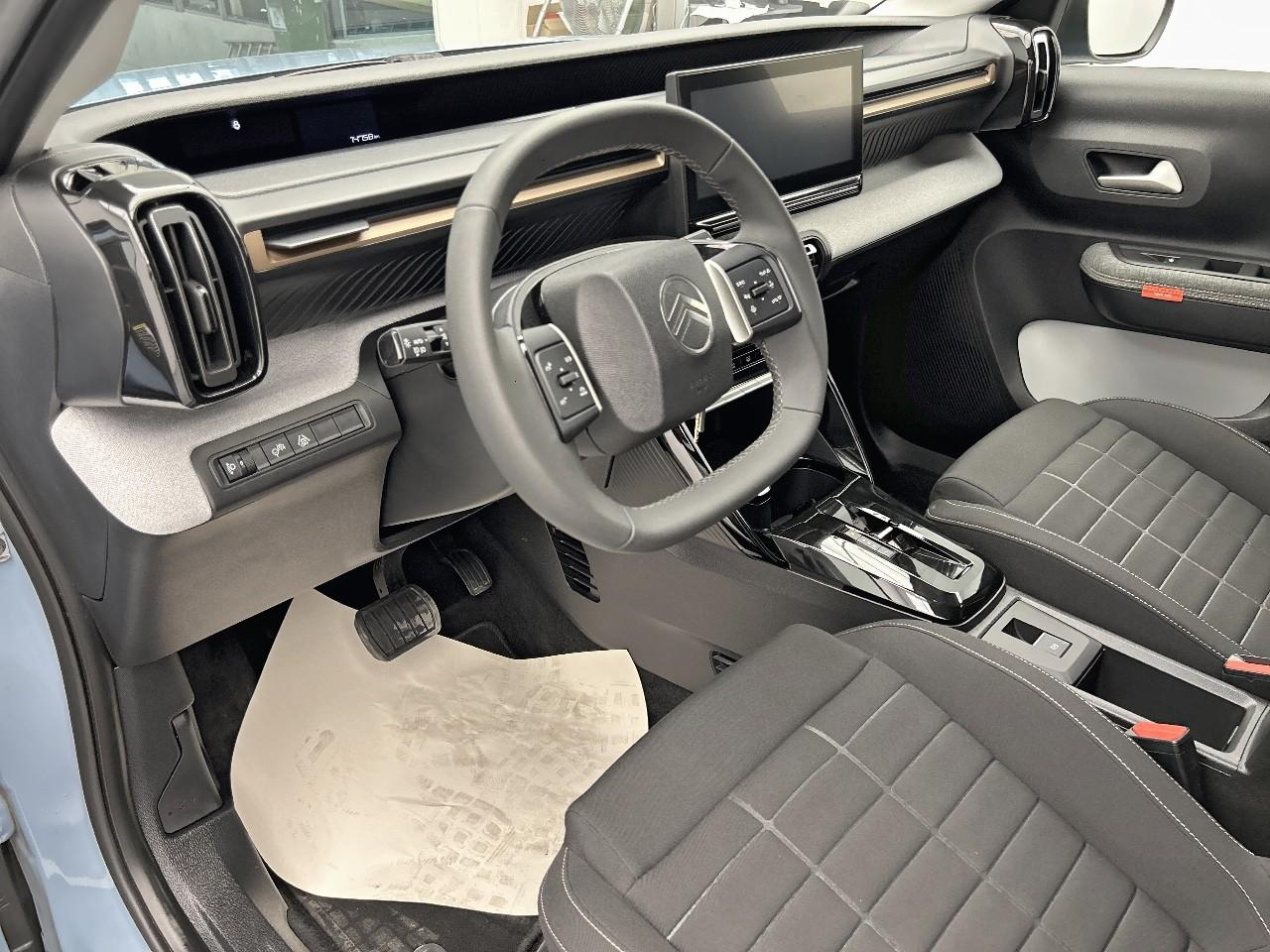 Citroën C3 Aircross hybride 145 ch aut plus — photo 9