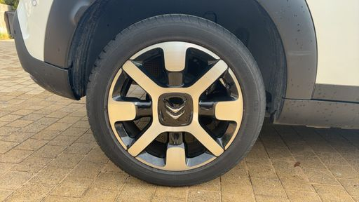 Citroen C4 Cactus 1.2 PureTech 110 - Shine – 2019 – 63776 km – Essence – Boîte Manuelle — photo 29