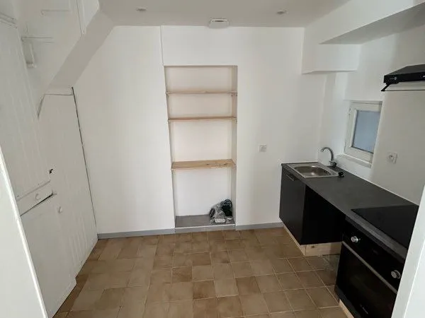 Maison de ville T3 entièrement rénovée - 55 m² - 690 /mois