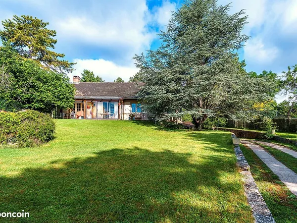 Maison 6 pièces 147 m²
