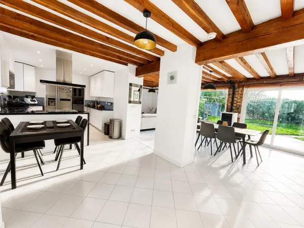 Maison 7 pièces 140 m2