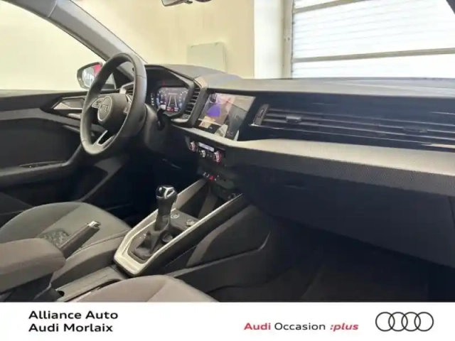 Audi A1 sportback 25 tfsi 95ch design s tronic 7 — photo 13