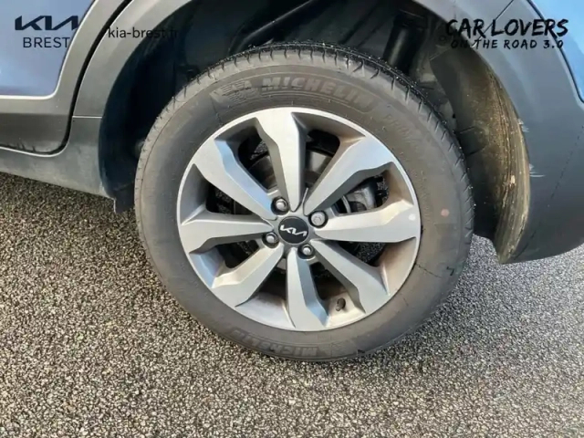 Kia Stonic 1.0 t-gdi 100 ch bvm6 — photo 8