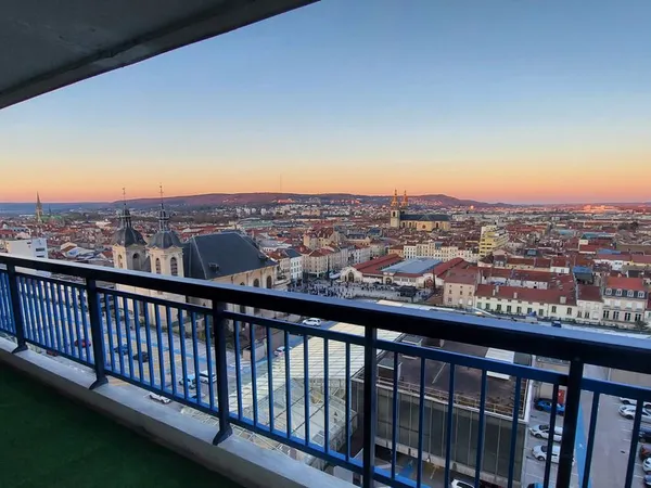 Nancy centre - Chambre 9m² meublée - balcon