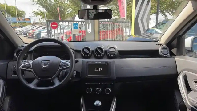 Dacia Duster blue dci 115 4x2 — photo 7