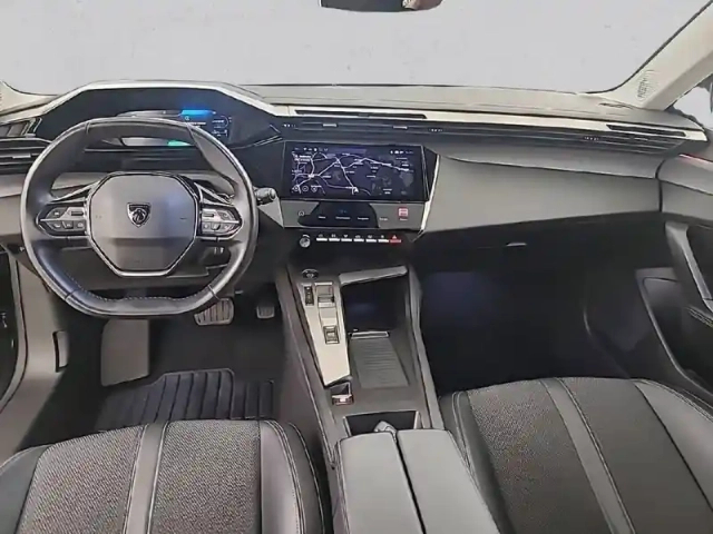 Peugeot 308 phev 180 e-eat8 — photo 28